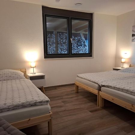 Ferienwohnung Sonnenseite Шопфхайм Екстериор снимка